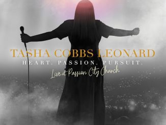 Tasha Cobbs Leonard – Break Every Chain (Live)